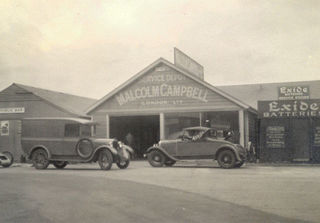 Malcolm Campbell Shed Outside Circa 1927